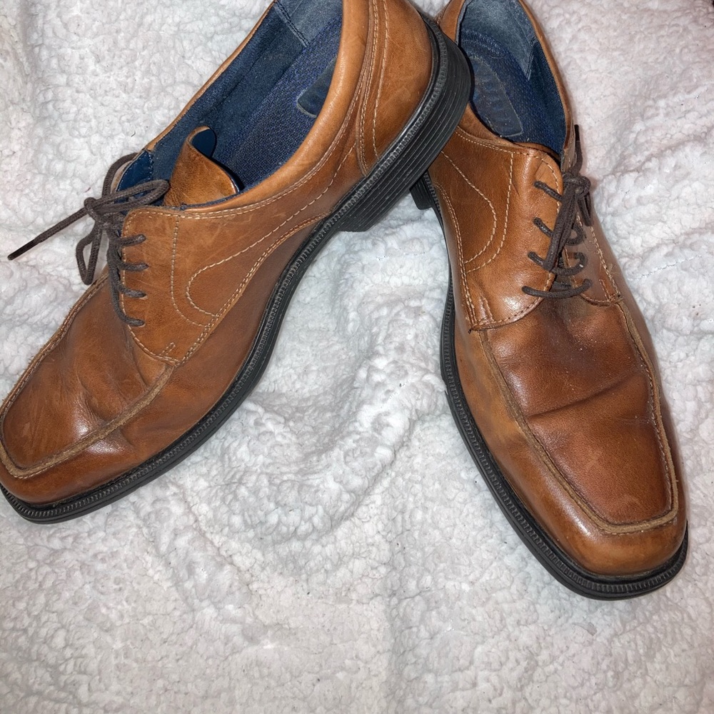 Nunn Bush dress shoes size 11 M tan